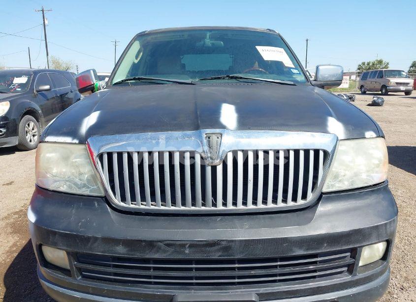 Photo 6 of 2005 Lincoln Navigator (VIN 5LMFU27545LJ03545)