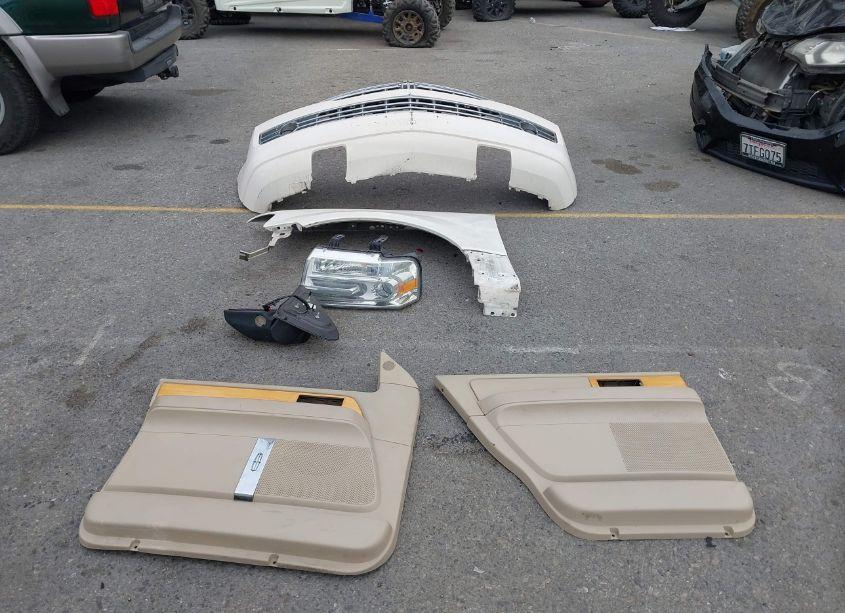 Photo 11 of 2007 Lincoln Navigator ULTIMATE (VIN 5LMFU27557LJ01743)