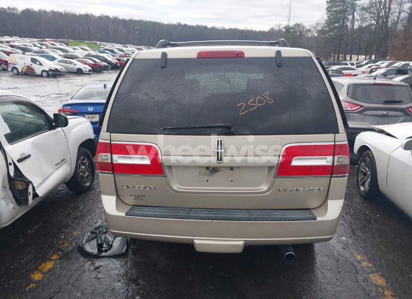Photo 16 of 2007 Lincoln Navigator ULTIMATE (VIN 5LMFU27567LJ12508)