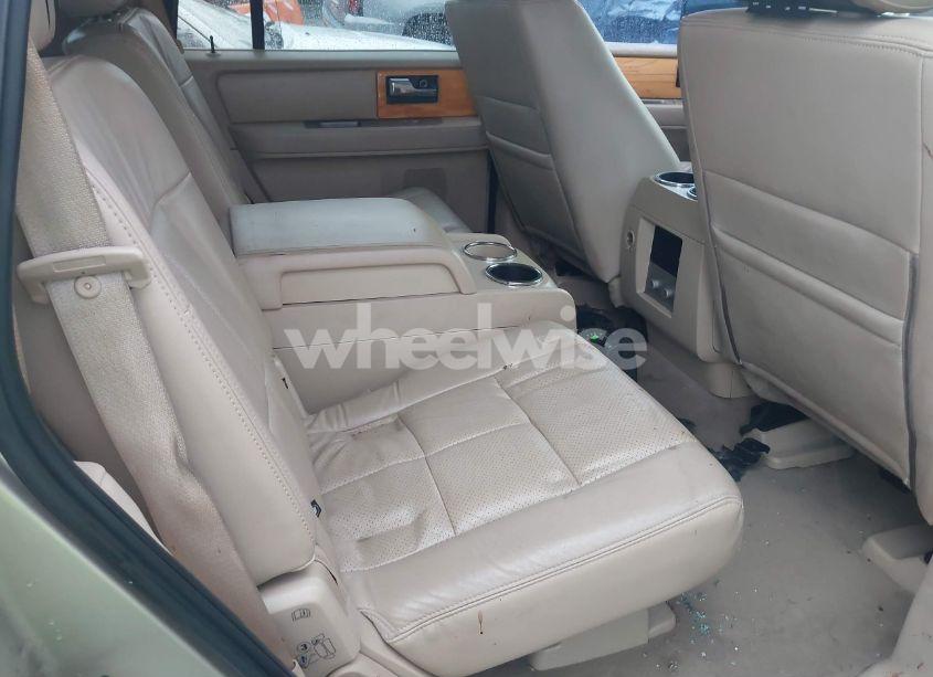 Photo 8 of 2007 Lincoln Navigator ULTIMATE (VIN 5LMFU27567LJ12508)