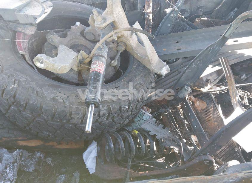 Photo 11 of 2003 Lincoln Navigator (VIN 5LMFU27R03LJ34081)