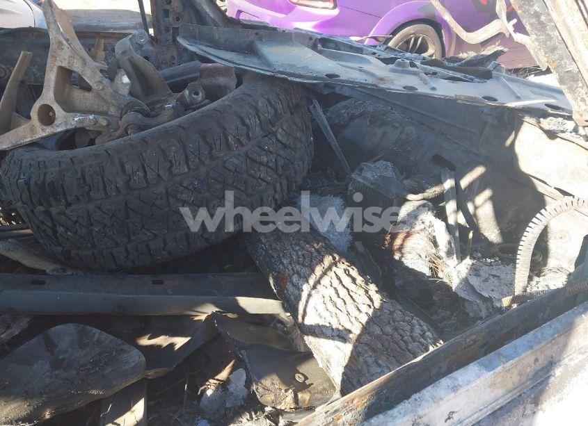 Photo 5 of 2003 Lincoln Navigator (VIN 5LMFU27R03LJ34081)