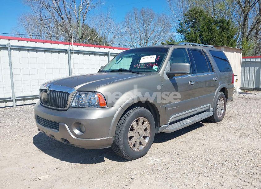 Photo 2 of 2003 Lincoln Navigator (VIN 5LMFU27R43LJ47108)