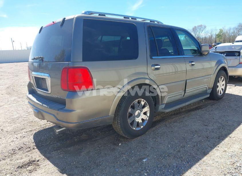 Photo 4 of 2003 Lincoln Navigator (VIN 5LMFU27R43LJ47108)