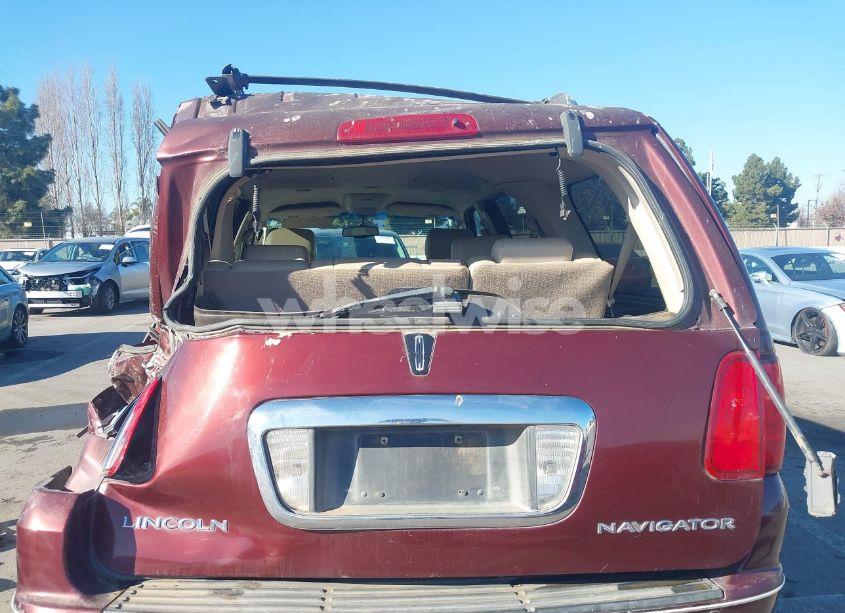 Photo 13 of 2003 Lincoln Navigator (VIN 5LMFU27R73LJ07007)