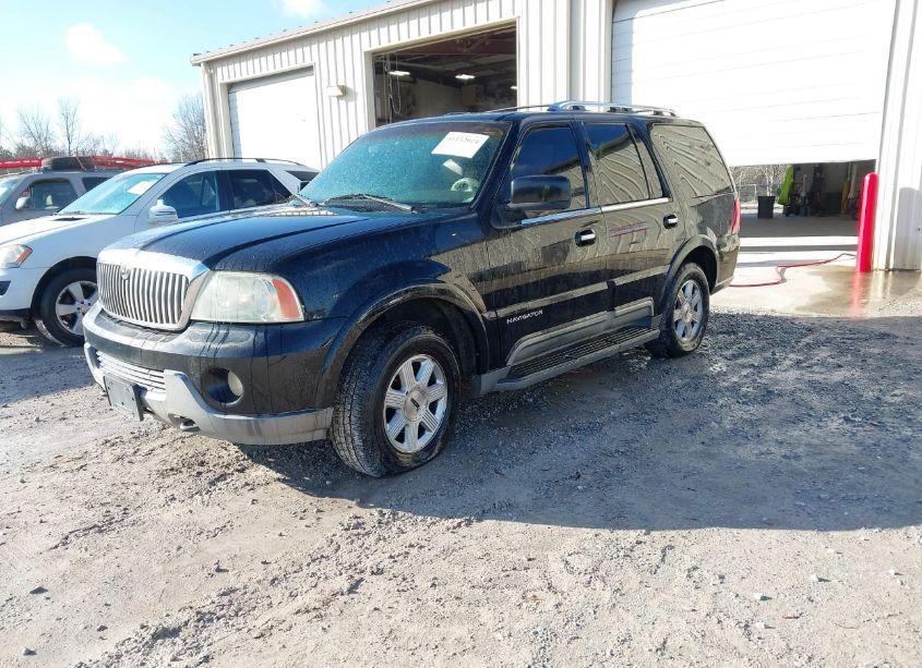 Photo 2 of 2003 Lincoln Navigator (VIN 5LMFU27R83LJ09168)