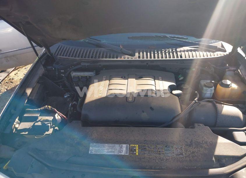 Photo 10 of 2003 Lincoln Navigator (VIN 5LMFU27R83LJ20901)
