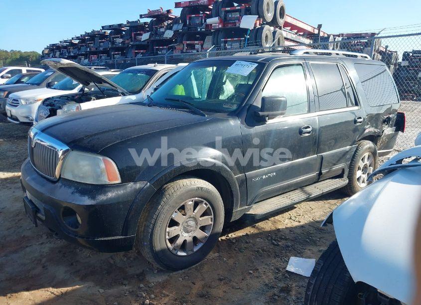 Photo 2 of 2003 Lincoln Navigator (VIN 5LMFU27R83LJ20901)