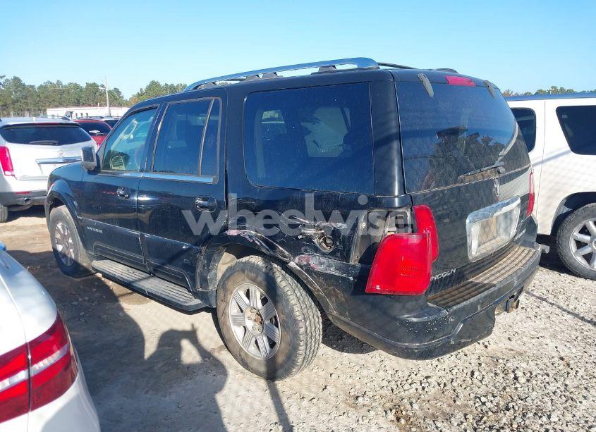 Photo 3 of 2003 Lincoln Navigator (VIN 5LMFU27R83LJ20901)