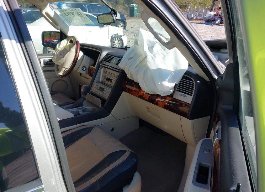 Photo 5 of 2003 Lincoln Navigator (VIN 5LMFU27RX3LJ48599)