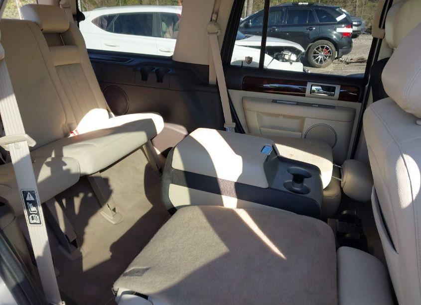 Photo 8 of 2003 Lincoln Navigator (VIN 5LMFU27RX3LJ48599)