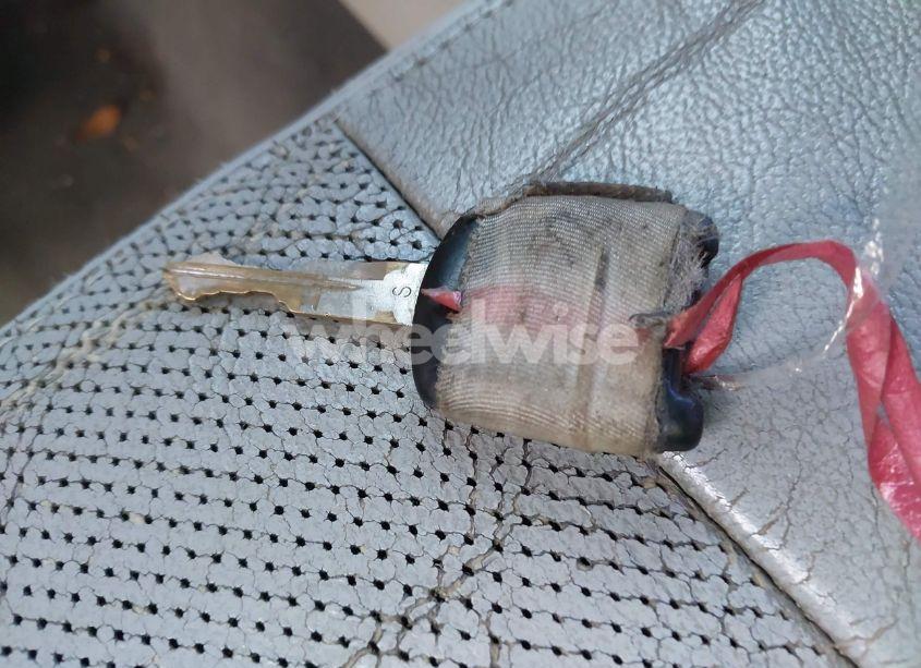 Photo 11 of 2004 Lincoln Navigator (VIN 5LMFU27RX4LJ34879)