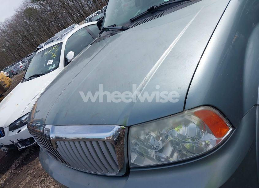 Photo 10 of 2006 Lincoln Navigator LUXURY/ULTIMATE (VIN 5LMFU28516LJ20206)