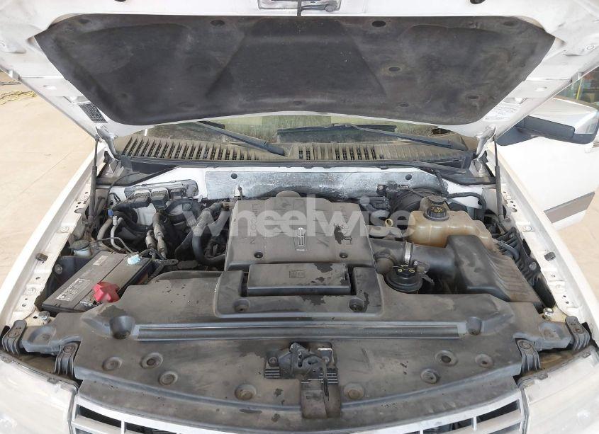 Photo 10 of 2007 Lincoln Navigator ULTIMATE (VIN 5LMFU28517LJ07327)