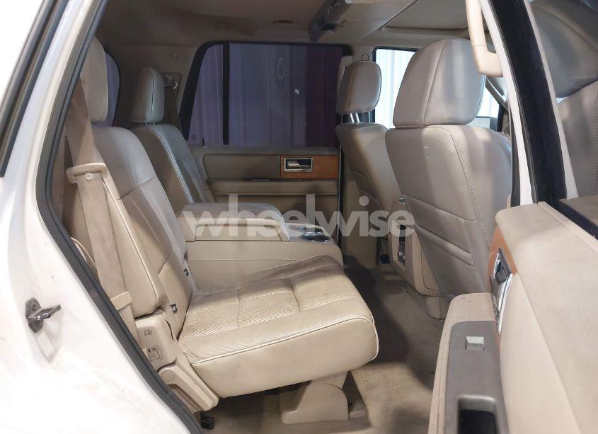 Photo 8 of 2007 Lincoln Navigator ULTIMATE (VIN 5LMFU28517LJ07327)