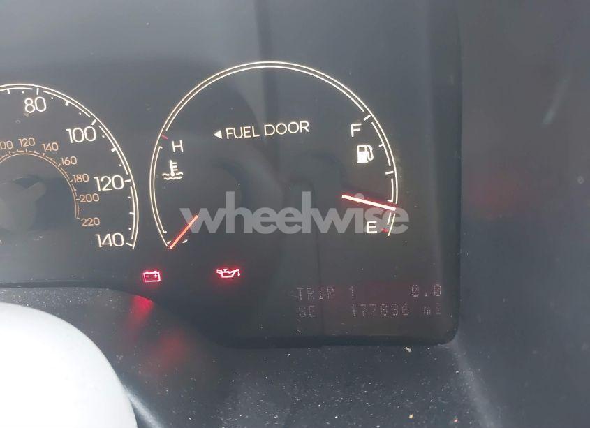 Photo 7 of 2005 Lincoln Navigator (VIN 5LMFU28535LJ11344)