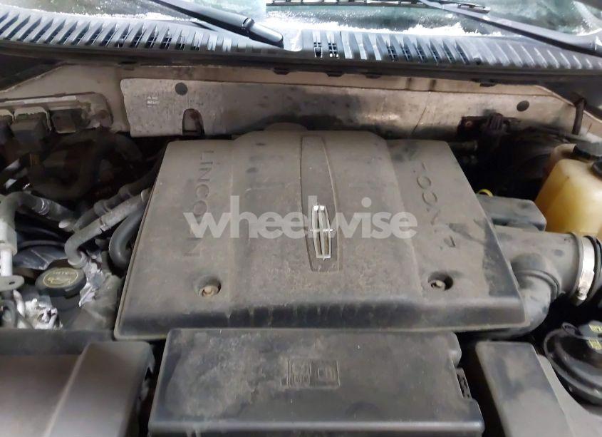 Photo 10 of 2007 Lincoln Navigator ULTIMATE (VIN 5LMFU28547LJ23358)