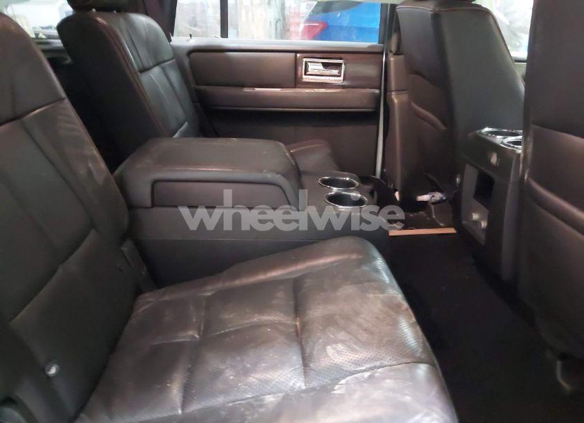 Photo 8 of 2007 Lincoln Navigator ULTIMATE (VIN 5LMFU28547LJ23358)