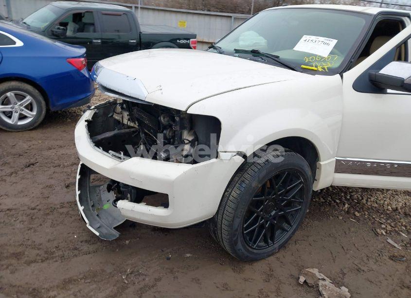 Photo 6 of 2007 Lincoln Navigator ULTIMATE (VIN 5LMFU28567LJ13270)