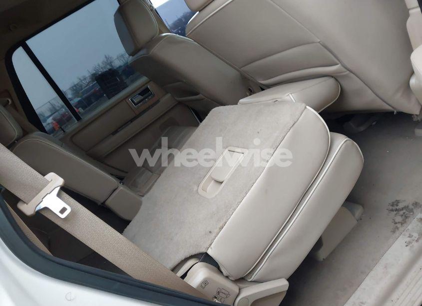 Photo 8 of 2007 Lincoln Navigator ULTIMATE (VIN 5LMFU28567LJ13270)