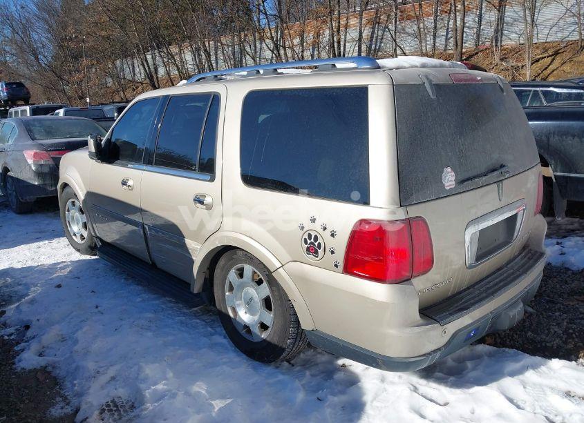 Photo 3 of 2006 Lincoln Navigator LUXURY/ULTIMATE (VIN 5LMFU28586LJ04892)