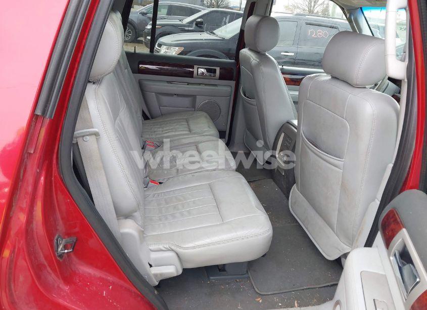 Photo 8 of 2006 Lincoln Navigator LUXURY/ULTIMATE (VIN 5LMFU28596LJ09096)