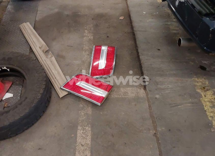 Photo 12 of 2007 Lincoln Navigator ULTIMATE (VIN 5LMFU28597LJ00335)