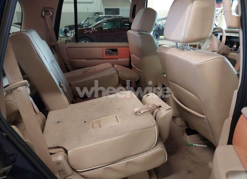 Photo 8 of 2007 Lincoln Navigator ULTIMATE (VIN 5LMFU28597LJ00335)