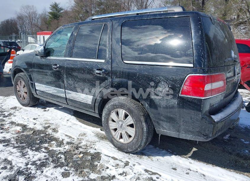 Photo 3 of 2007 Lincoln Navigator ULTIMATE (VIN 5LMFU285X7LJ09190)