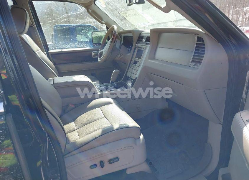 Photo 5 of 2007 Lincoln Navigator ULTIMATE (VIN 5LMFU285X7LJ09190)