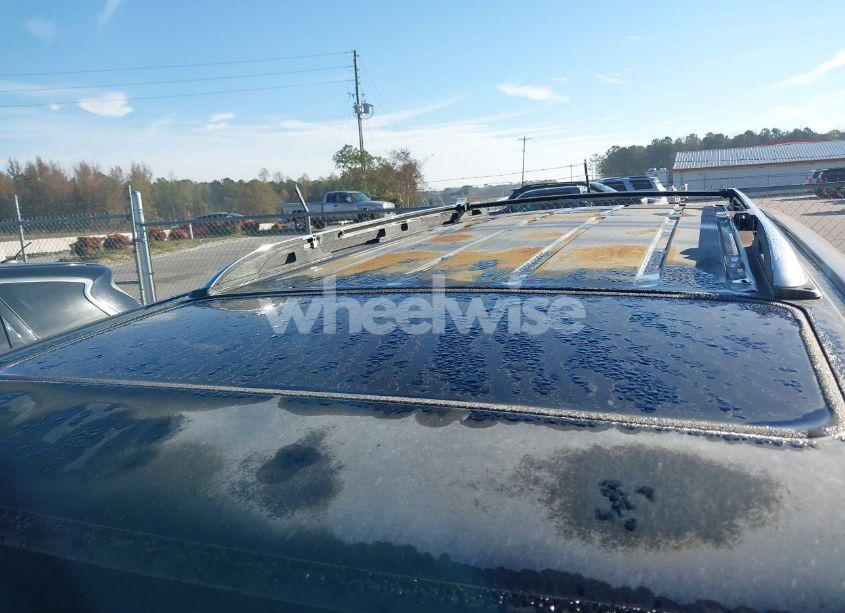 Photo 15 of 2003 Lincoln Navigator (VIN 5LMFU28R23LJ08936)