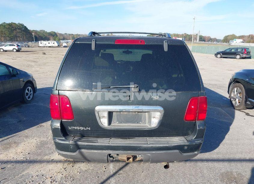 Photo 16 of 2003 Lincoln Navigator (VIN 5LMFU28R23LJ08936)