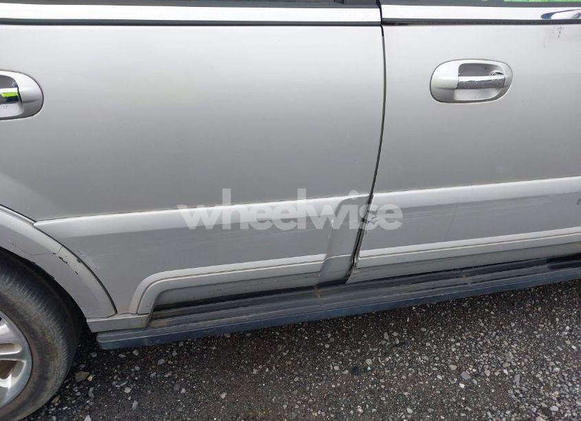 Photo 6 of 2003 Lincoln Navigator (VIN 5LMFU28R23LJ24893)