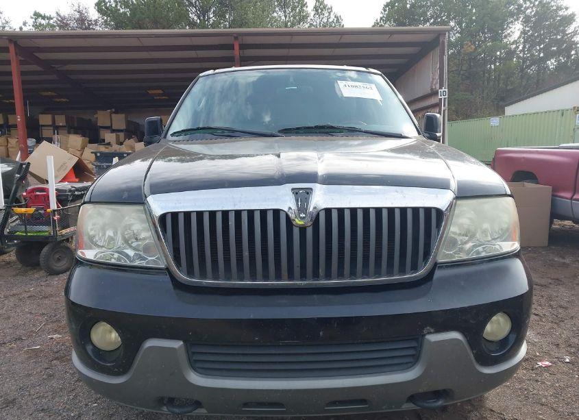 Photo 6 of 2004 Lincoln Navigator (VIN 5LMFU28R24LJ10638)
