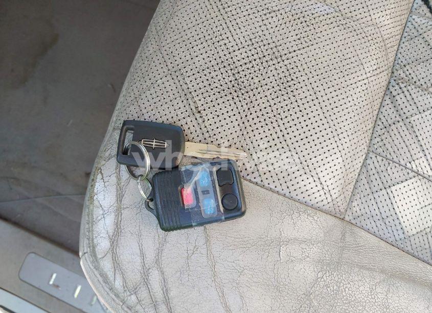 Photo 11 of 2003 Lincoln Navigator (VIN 5LMFU28R33LJ03048)