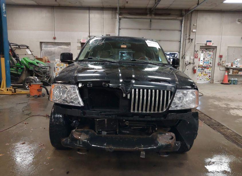 Photo 13 of 2004 Lincoln Navigator ULTIMATE (VIN 5LMFU28R54LJ31063)