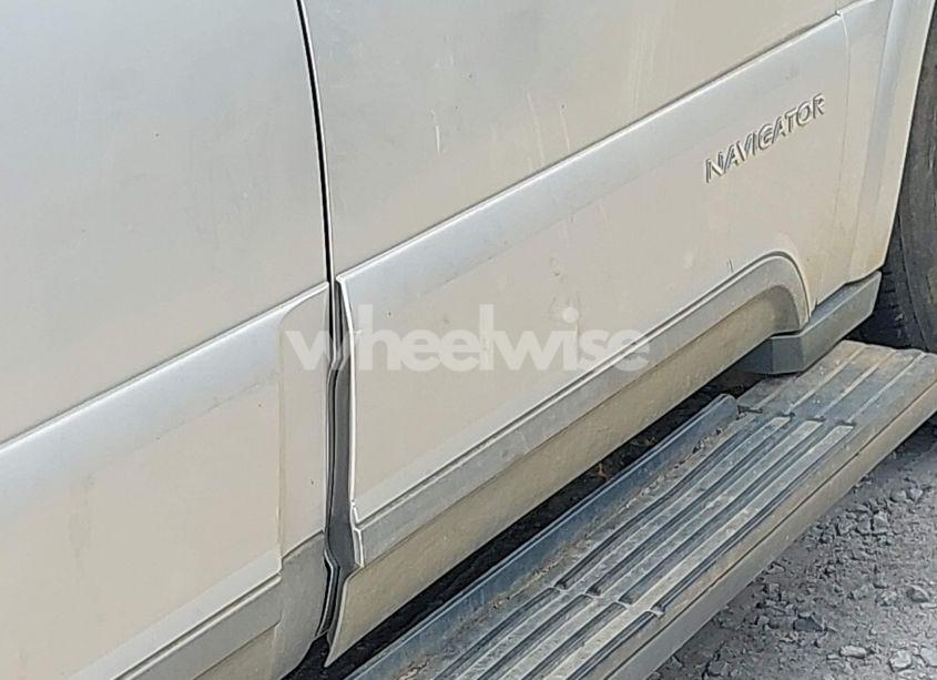 Photo 12 of 2003 Lincoln Navigator (VIN 5LMFU28R93LJ33302)