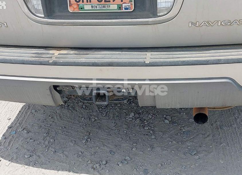 Photo 6 of 2003 Lincoln Navigator (VIN 5LMFU28R93LJ33302)