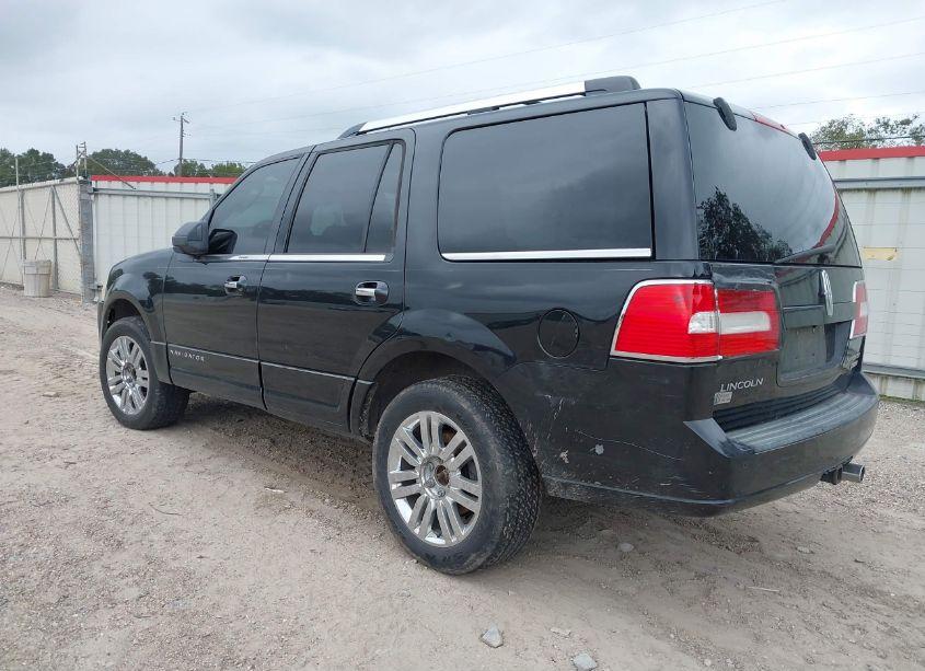 Photo 3 of 2010 Lincoln Navigator (VIN 5LMJJ2H58AEJ00258)