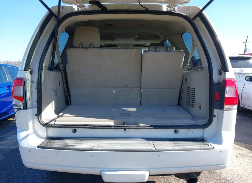 Photo 8 of 2015 Lincoln Navigator (VIN 5LMJJ2HT2FEJ11133)