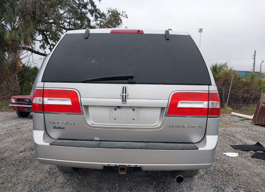 Photo 16 of 2010 Lincoln Navigator (VIN 5LMJJ2J51AEJ05134)