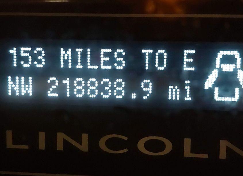 Photo 15 of 2010 Lincoln Navigator (VIN 5LMJJ2J5XAEJ01146)