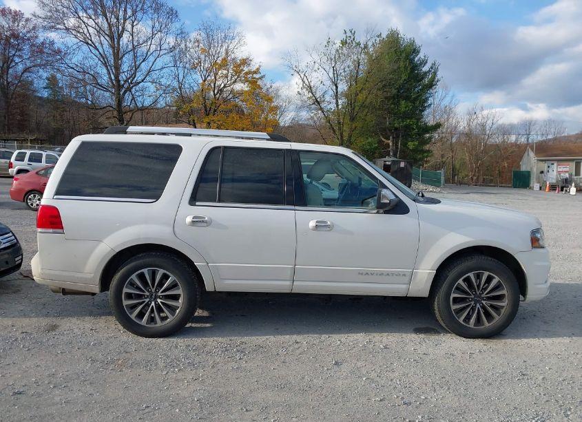Photo 14 of 2015 Lincoln Navigator (VIN 5LMJJ2JT1FEJ09531)