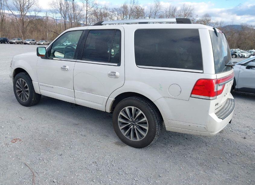 Photo 3 of 2015 Lincoln Navigator (VIN 5LMJJ2JT1FEJ09531)
