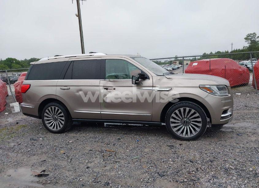Photo 13 of 2018 Lincoln Navigator RESERVE (VIN 5LMJJ2LT5JEL12492)