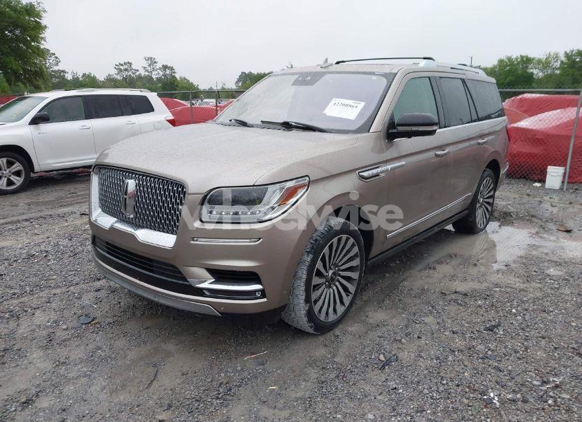 Photo 2 of 2018 Lincoln Navigator RESERVE (VIN 5LMJJ2LT5JEL12492)