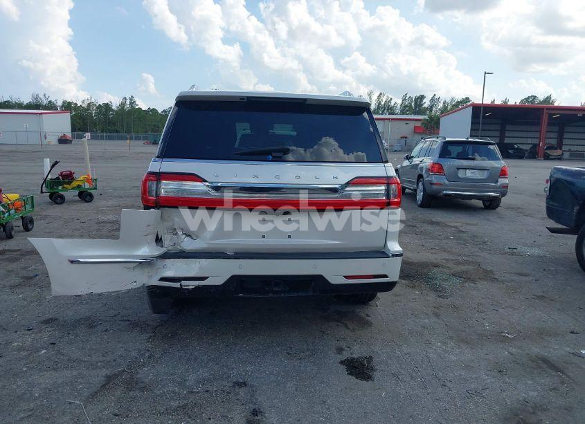 Photo 16 of 2018 Lincoln Navigator RESERVE (VIN 5LMJJ2LT7JEL07827)