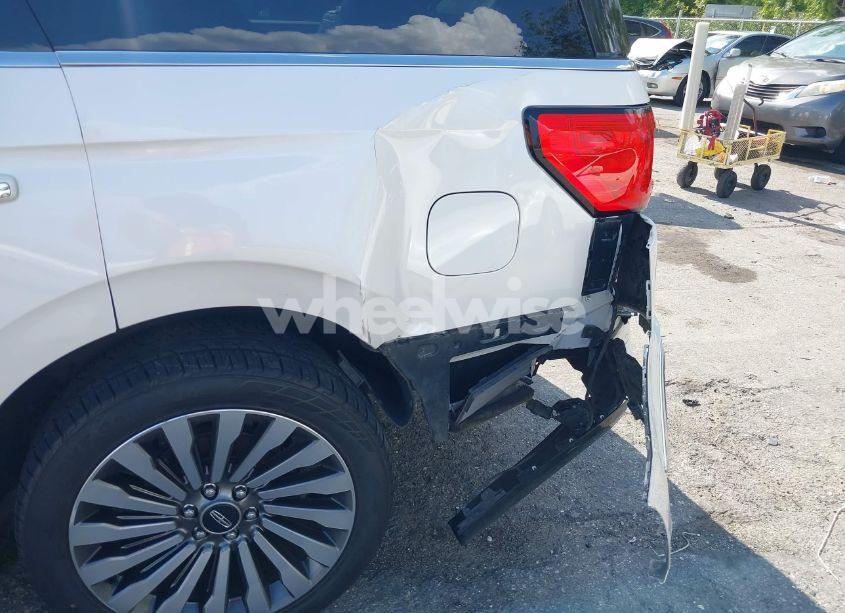 Photo 6 of 2018 Lincoln Navigator RESERVE (VIN 5LMJJ2LT7JEL07827)