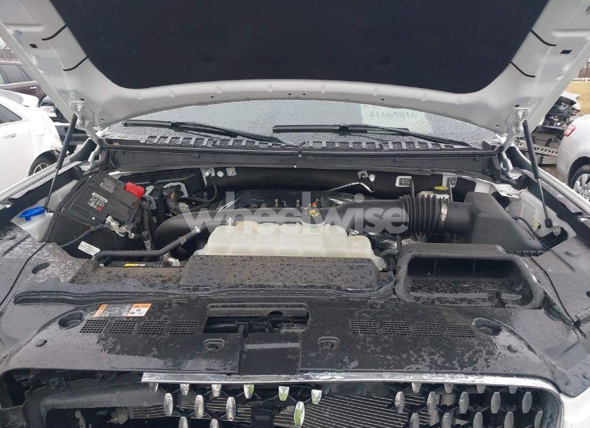 Photo 10 of 2024 Lincoln Navigator BLACK LABEL (VIN 5LMJJ2TG5REL11907)