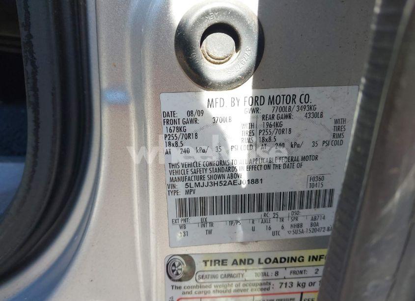 Photo 9 of 2010 Lincoln Navigator L (VIN 5LMJJ3H52AEJ01881)